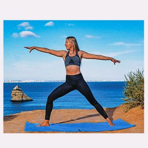 Super Lightweight, Quick Drying Microfibre Towel Set for Beach and Travel with All Colours by Fit-Flip